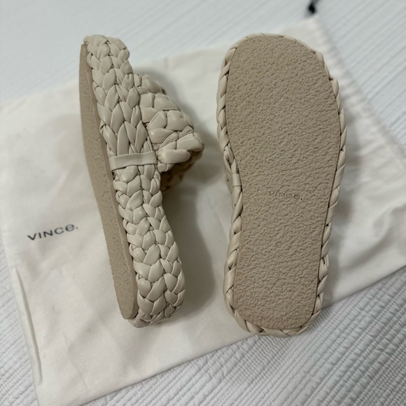 Vince 🌷 slides - Picture 4 of 5